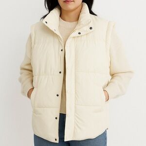 Offline by Aerie Cream white Puffer Vest fits oversized great condition